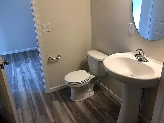 1745 Matthew Dr — Photo 10