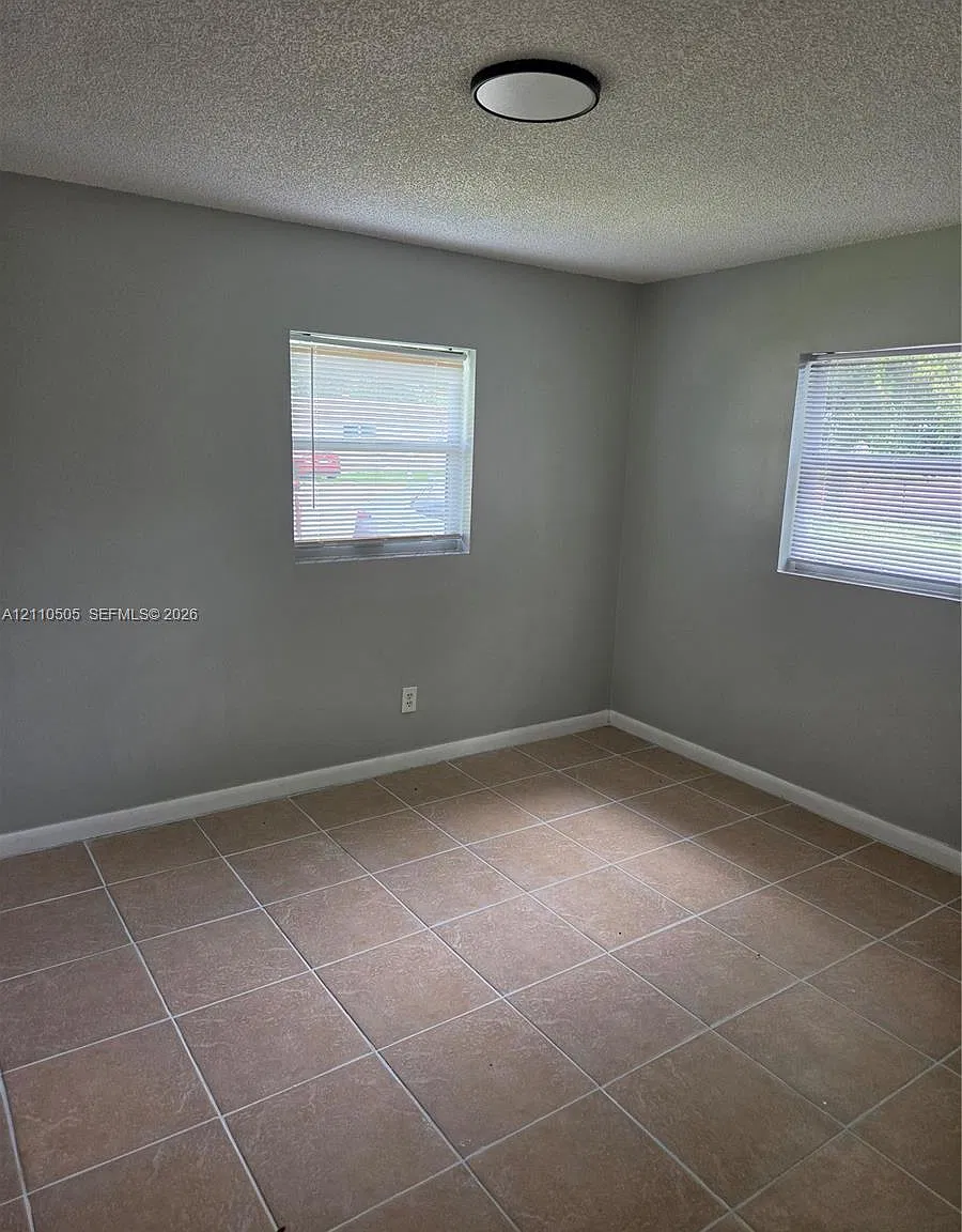 D D A Subdivision — Photo 4