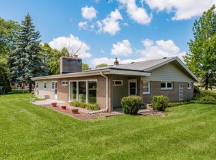 11307 W Garfield AVENUE, Wauwatosa, WI 53226