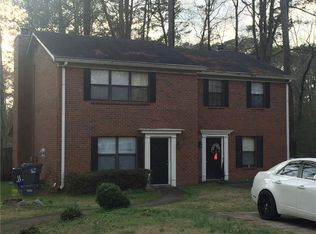 852 Yorkshire Ln, Lawrenceville, GA 30044