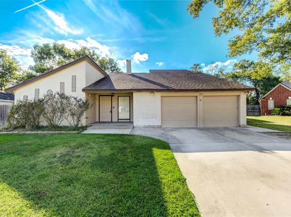 17811 Wake Ct, Crosby, TX 77532