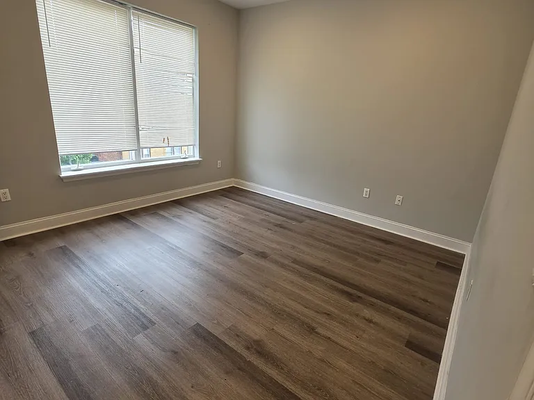 327 Hamilton Ave #303 — Photo 6