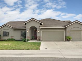 954 Stampede Trl, Galt, CA 95632