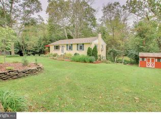 1660 Old Forty Foot Rd, Harleysville, PA 19438