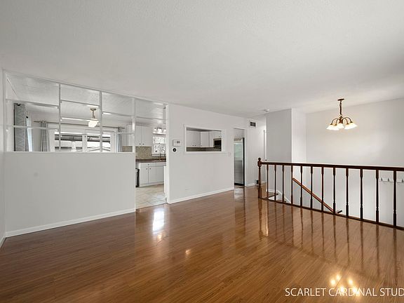 3rd image of 1102 Walnut Ave