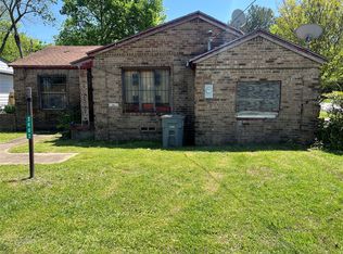 2402 E Overton Rd, Dallas, TX 75216