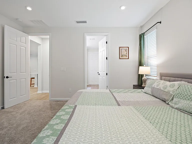 73 Moana Ct N — Photo 10