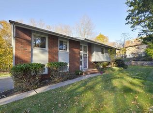 28 Perera Ave, Wayne, NJ 07470