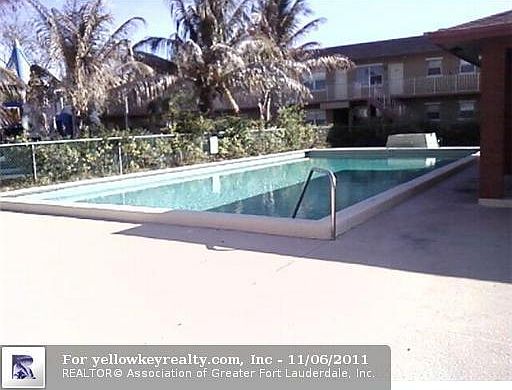 4th image of 101 NE 41st St #44-B