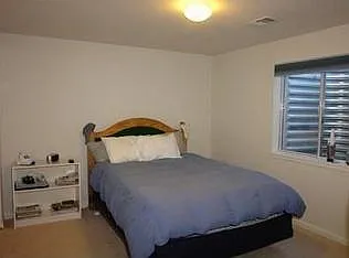 1503 Haymarket St — Photo 11