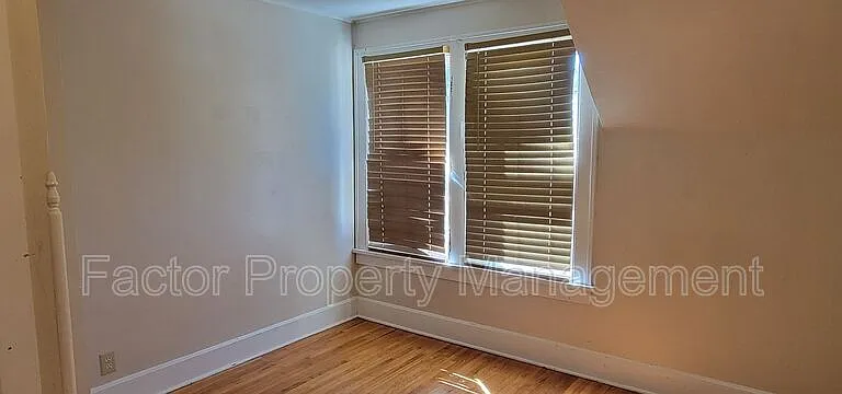 1108 N 6th St — Photo 8