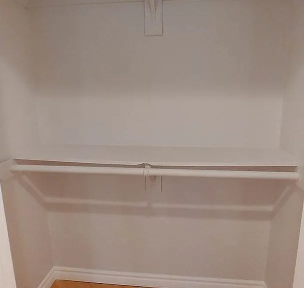 Five Star Suites — Photo 230