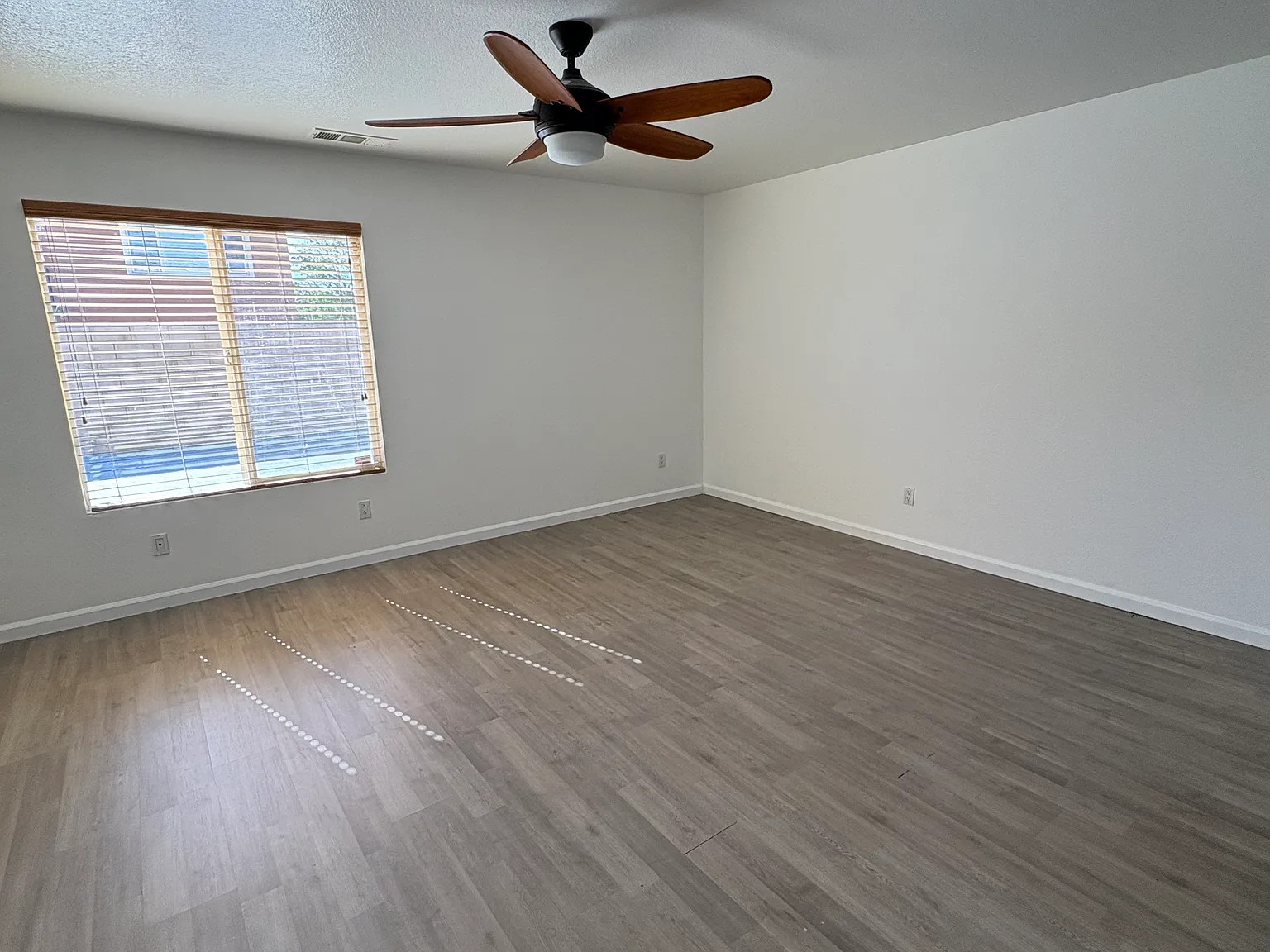3 bed, 1697 sqft, $2,800 — Photo 4