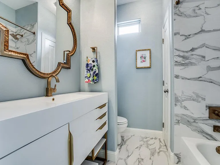 2606 N Henderson Ave #D — Photo 12