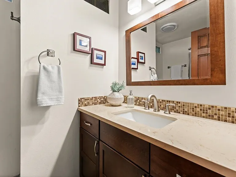 5329 Charleton Ct — Photo 23