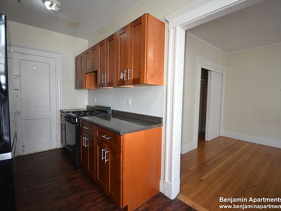 3rd image of 1171 Boylston St APT 29