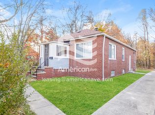 12901 Kadel Ave, Cleveland, OH