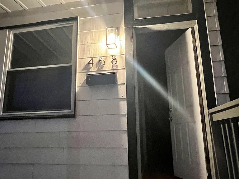 458 N Pennsylvania Ave — Photo 10