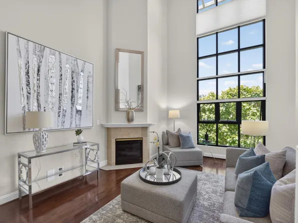 222 8th Ave APT 304, San Mateo, CA 94401