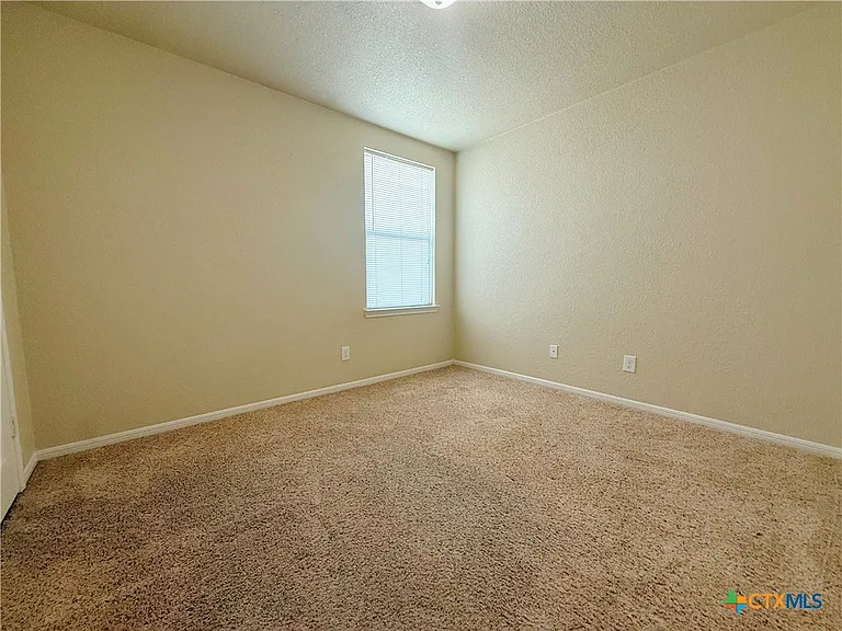 941 Pinewood Dr #A — Photo 9