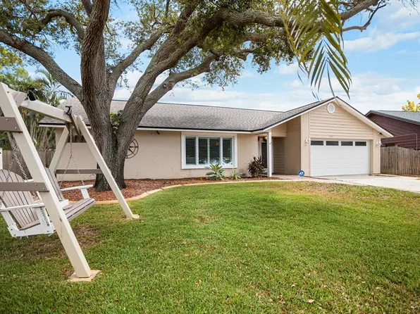 9151 136th Way, Seminole, FL 33776