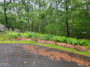 LOT 27 Granite Ct S, Hawley, PA 18428