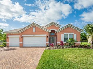 2563 Saint Lucia Cir, Vero Beach, FL 32967
