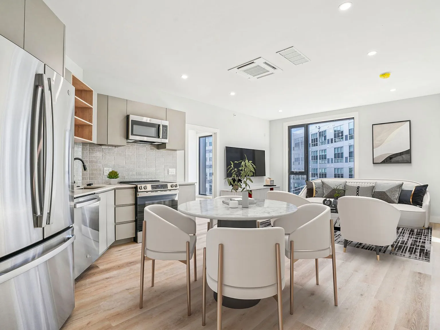 Triad Apartments: Brand New near Drexel & Penn — Photo 1