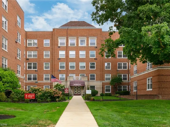 19101 Van Aken Blvd APT 421, Shaker Heights, OH 44122
