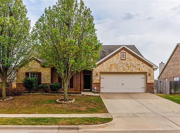 4th image of 1482 Park Crest Dr