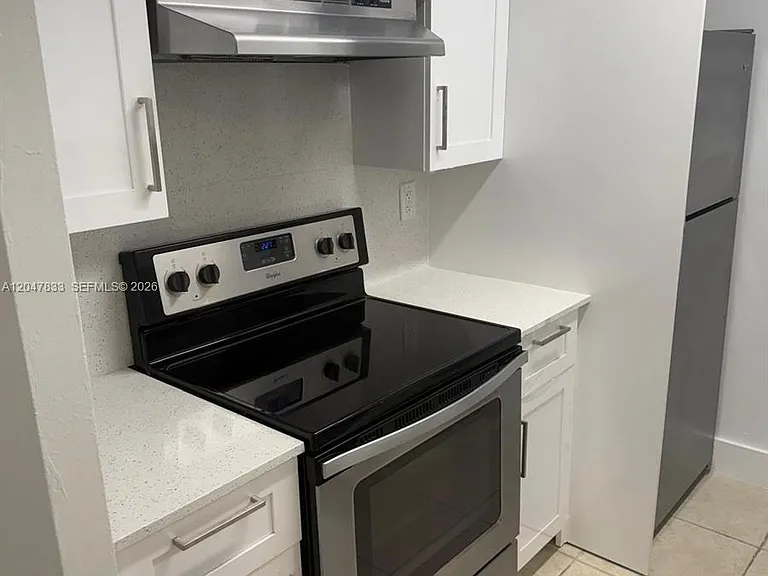 10116 Twin Lakes Dr #11-C — Photo 8