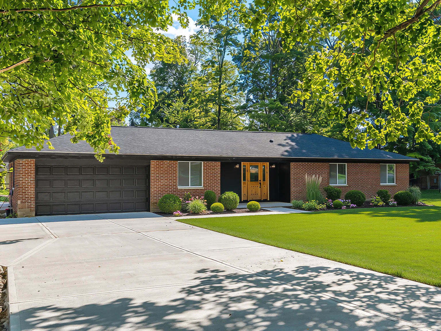 3 bed, 1462 sqft, $2,600 — Photo 3