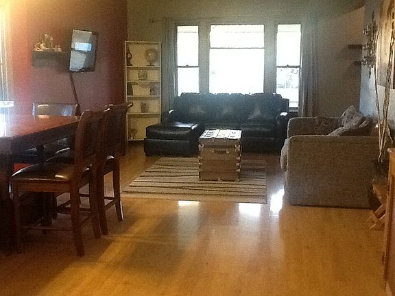 Living room dinning area