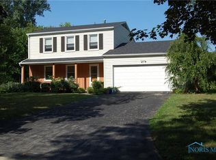 5909 Wakefield Dr, Sylvania, OH 43560