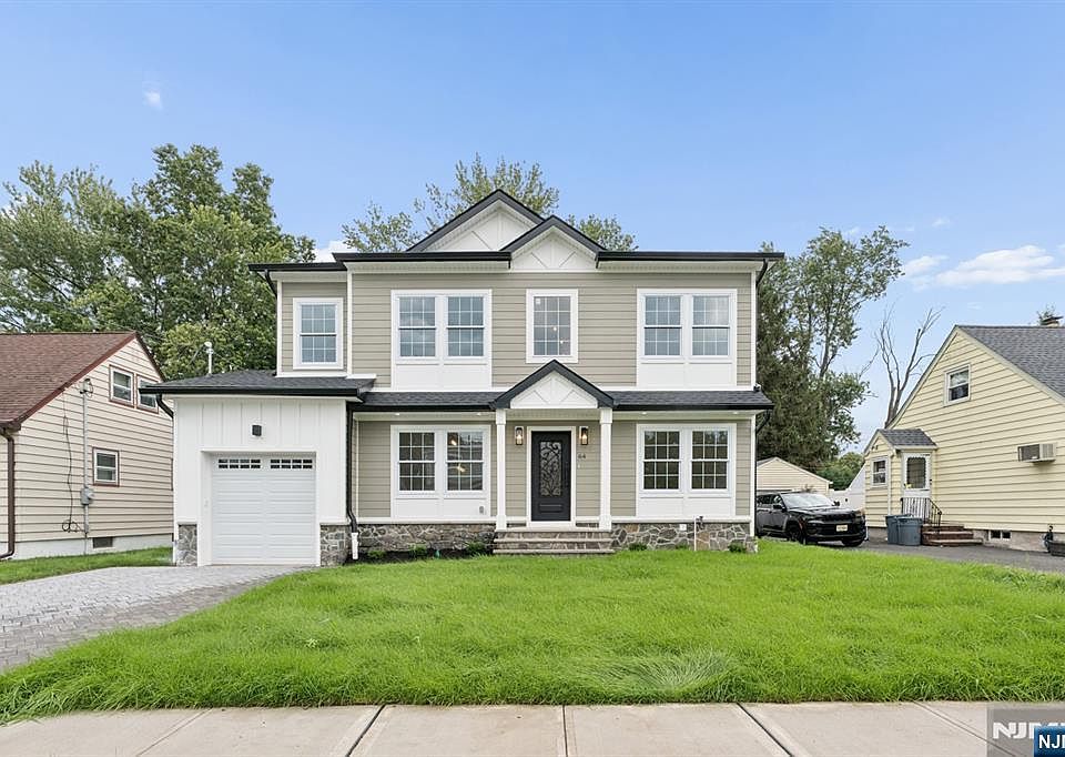 1st image of 64 Alberta Dr