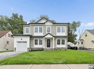 64 Alberta Dr, Saddle Brook, NJ 07663