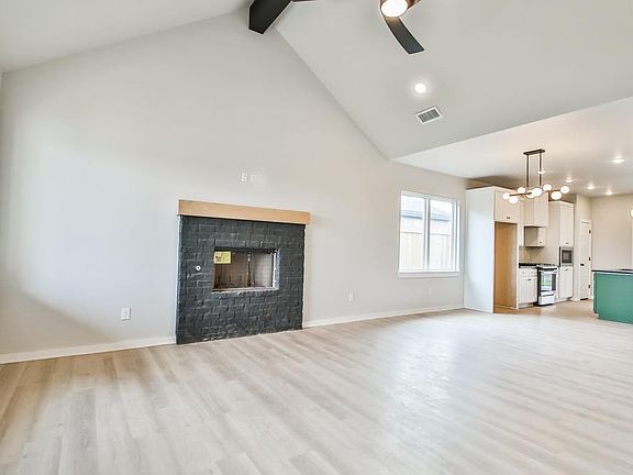 2nd image of 820 N 2nd St