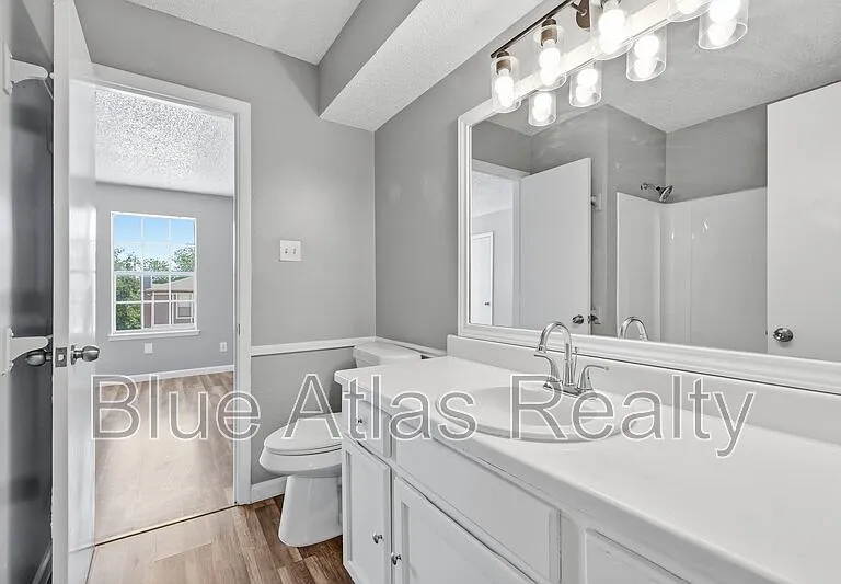 8108 Foxfire Ln #B — Photo 12