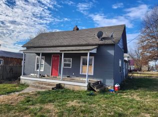 413 N Spring St, Ava, MO 65608