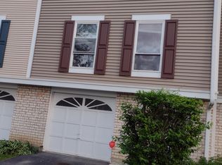 2101 Kettering Rd #2101, Hoffman Estates, IL 60169