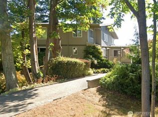 810 Hindley Ln, Edmonds, WA 98020