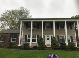 5798 Mill Rd, Broadview Heights, OH 44147