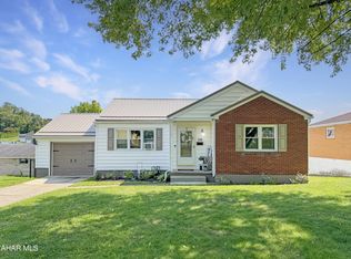 105 Lindberg Ave, Johnstown, PA 15905