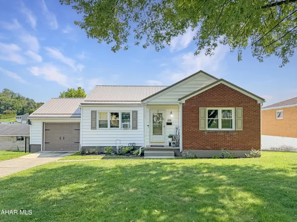 105 Lindberg Ave, Johnstown, PA 15905