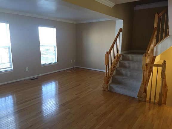 4th image of 519 Westfield Ct