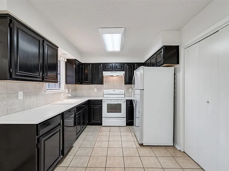 3801 Foust Trl #A — Photo 10