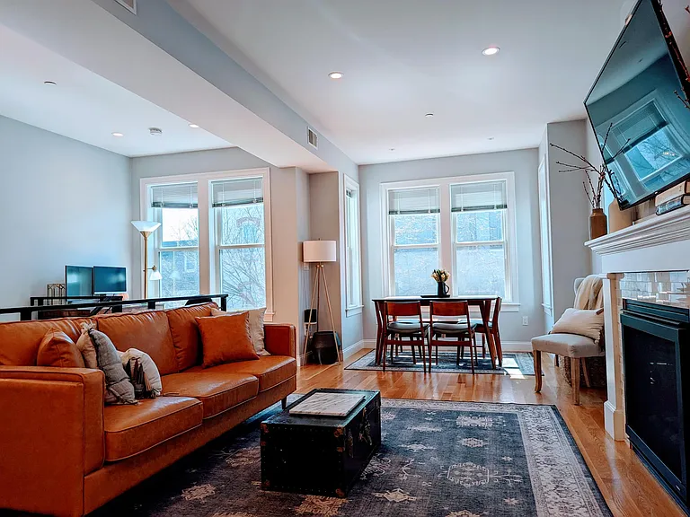 144 W 3rd St #2 — Photo 11