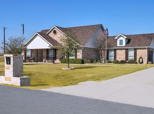 113 High Meadows Rd, Decatur, TX 76234