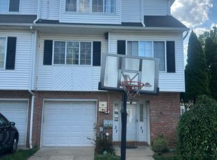 37 Red Cedar Ln FLOOR 1, Staten Island, NY 10309