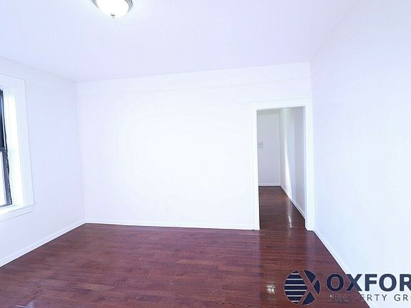 3rd image of 102-43 Corona Ave #B3r